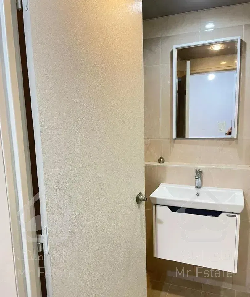 141 متر سه خوابه اکباتان