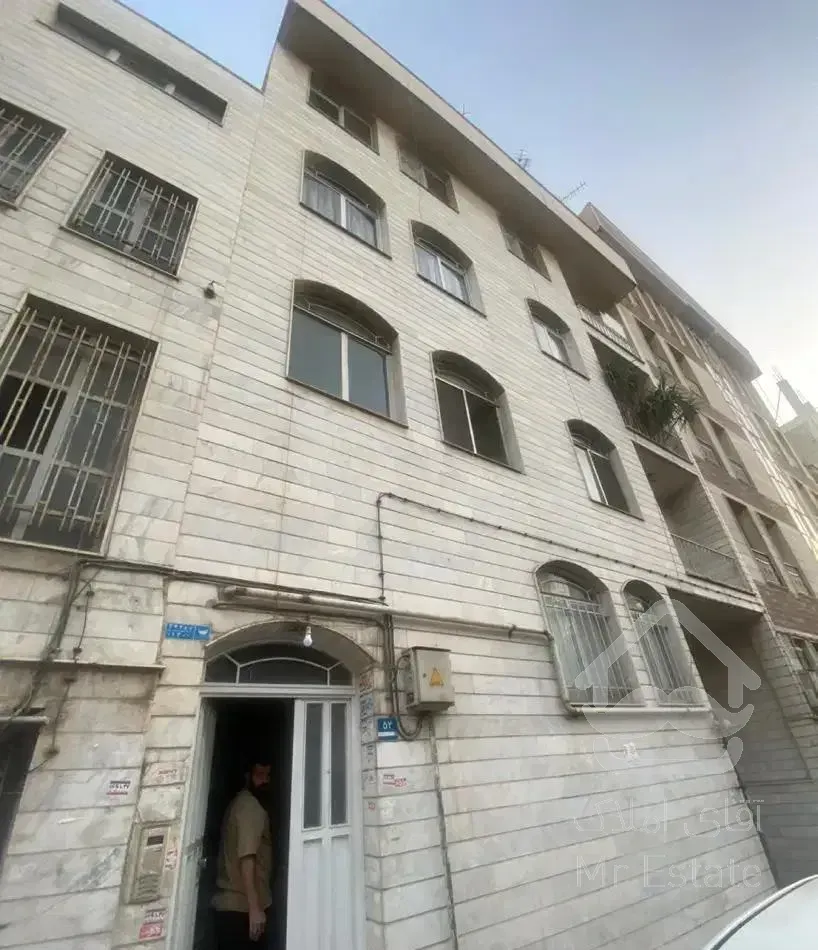 ۸۵ متر خوش نقشه / ۳ دقیقه ای BRT و مترو