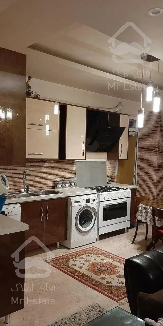 آپارتمان ۱۴۰متر،دارای اعلام حریق،اطفای حریق،