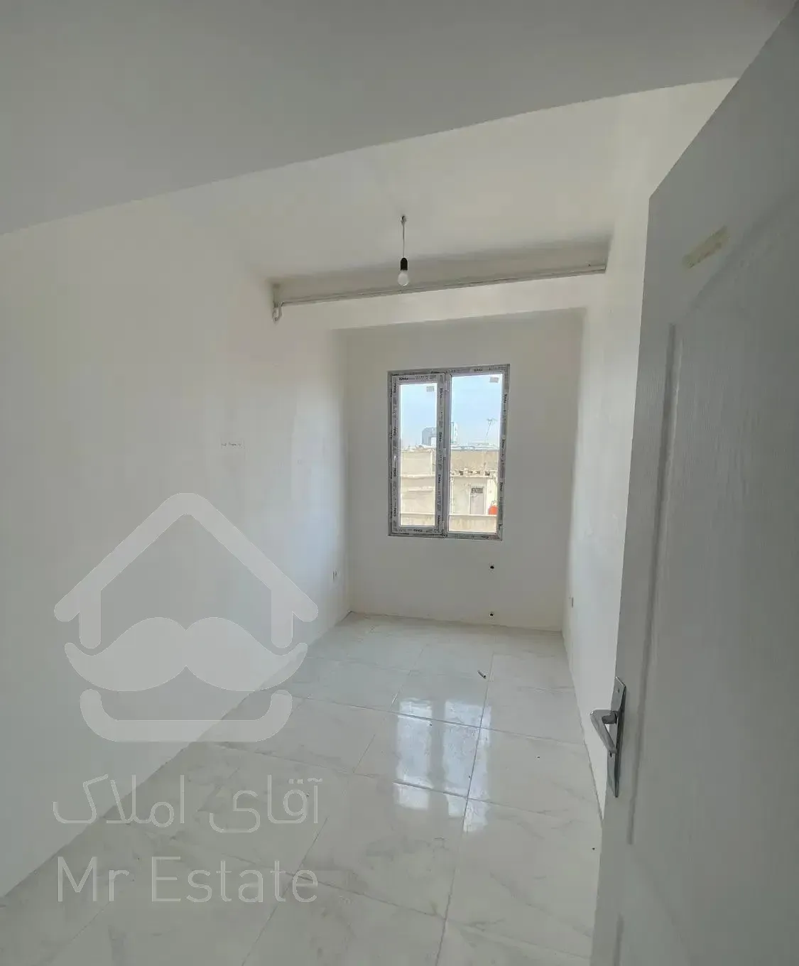 نواب پایین روبروی آتشنشانی ۶۵متری نوساز