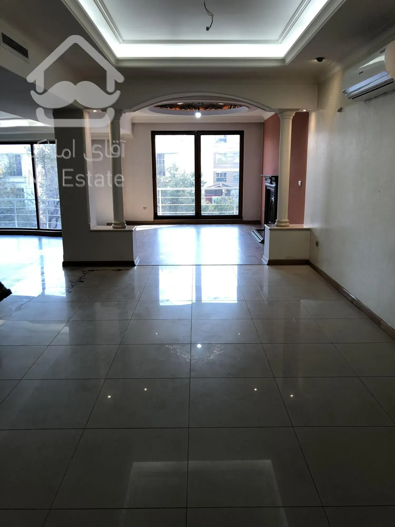 رهن و اجاره آپارتمان ۳۵۰ متری ۴ خوابه فرمانیه فول