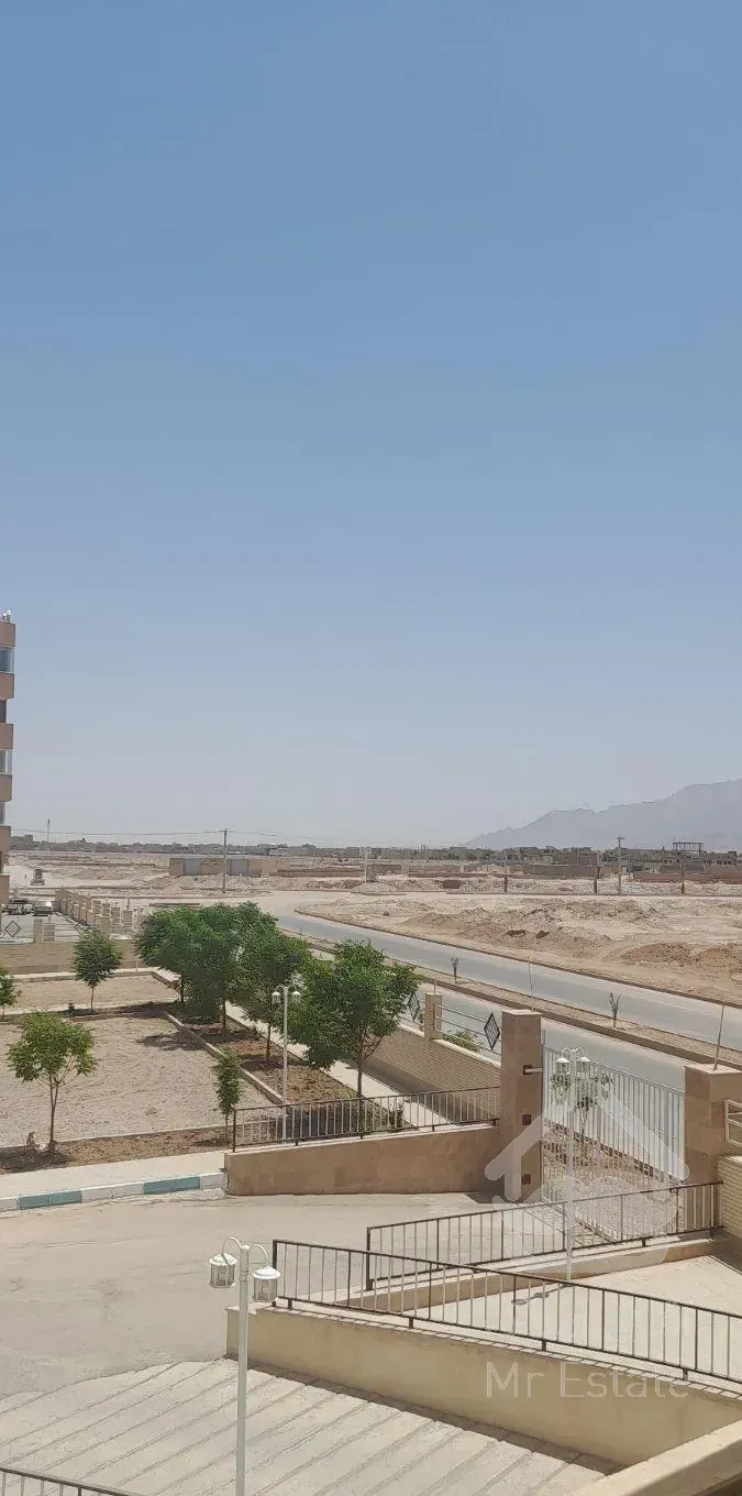 فروش فوری آپارتمان پشت دادگستری