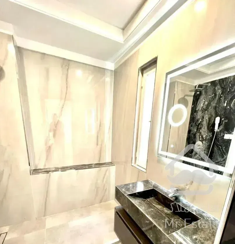 آپارتمان‌ ۱۰۷ متری دزاشیب  / فول مشاعات