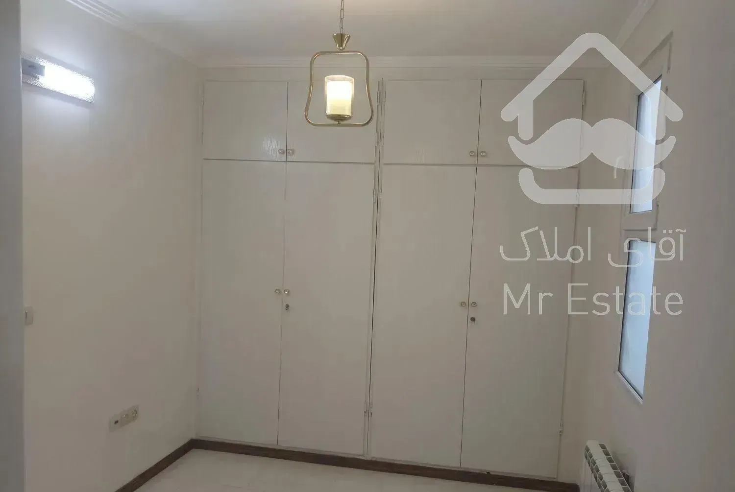 ۶۰ متری تکواحدی در فرجام ، علم و صنعت،  حیدرخانی