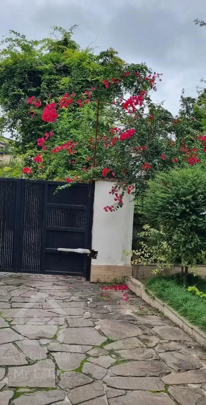 آپارتمان 115 متری نوسازی شده نزدیک دریا