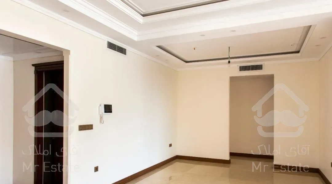 آپارتمان ۱۱۵ متری/ نوساز/۲پارکینگ