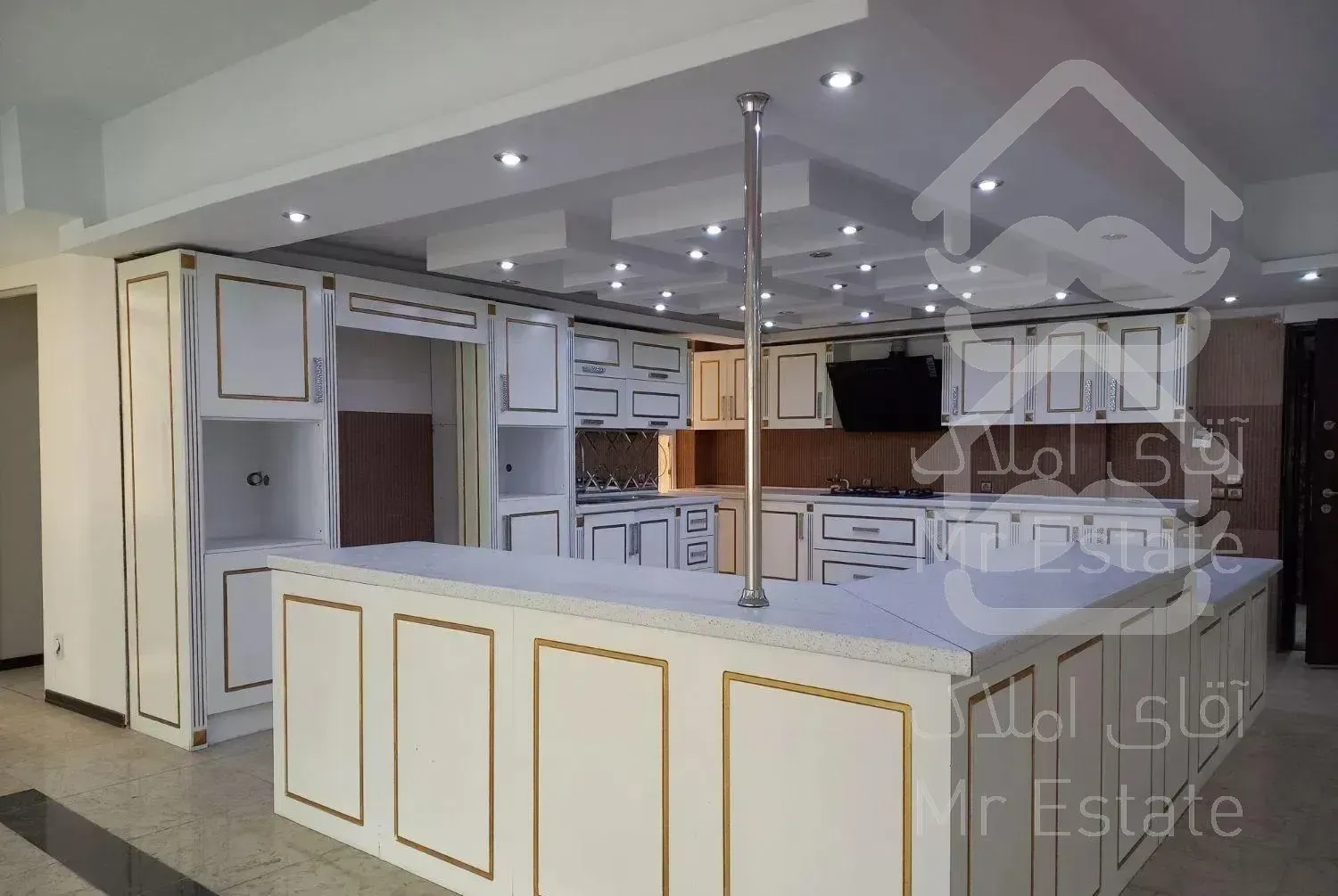 ۲۶۵متر/۳خواب/فول/سازه فاخر شمال جردن/ولیعصر