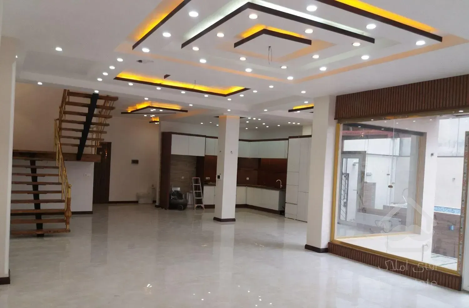 ویلای دوبلکس نو ساز ۳۴۰ متری لاکچری