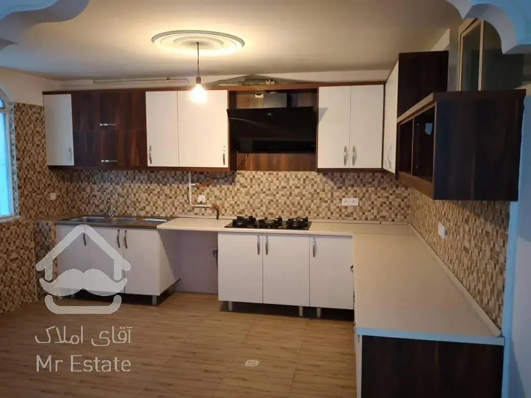 آپارتمان ۸۵ متری بازسازی شده.خیابان استخر