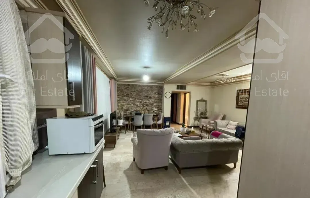 79 متر 2 خواب / بازسازی شده / کوی بیمه