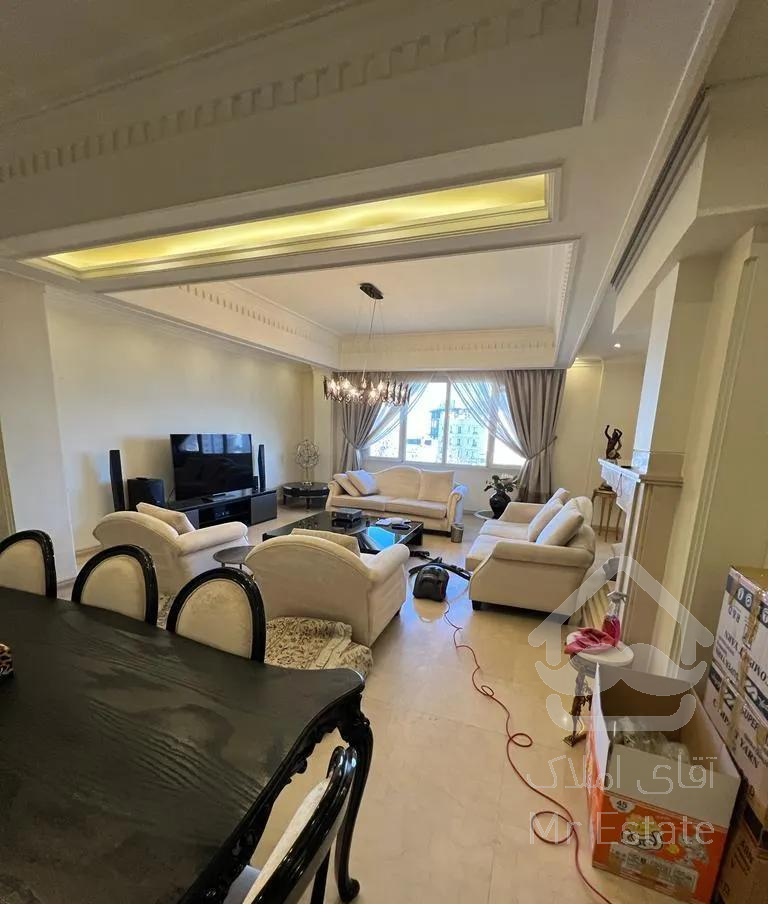 ولنجک،دسترسی آسان،۱۷۵متر،ساختمان مارکدار