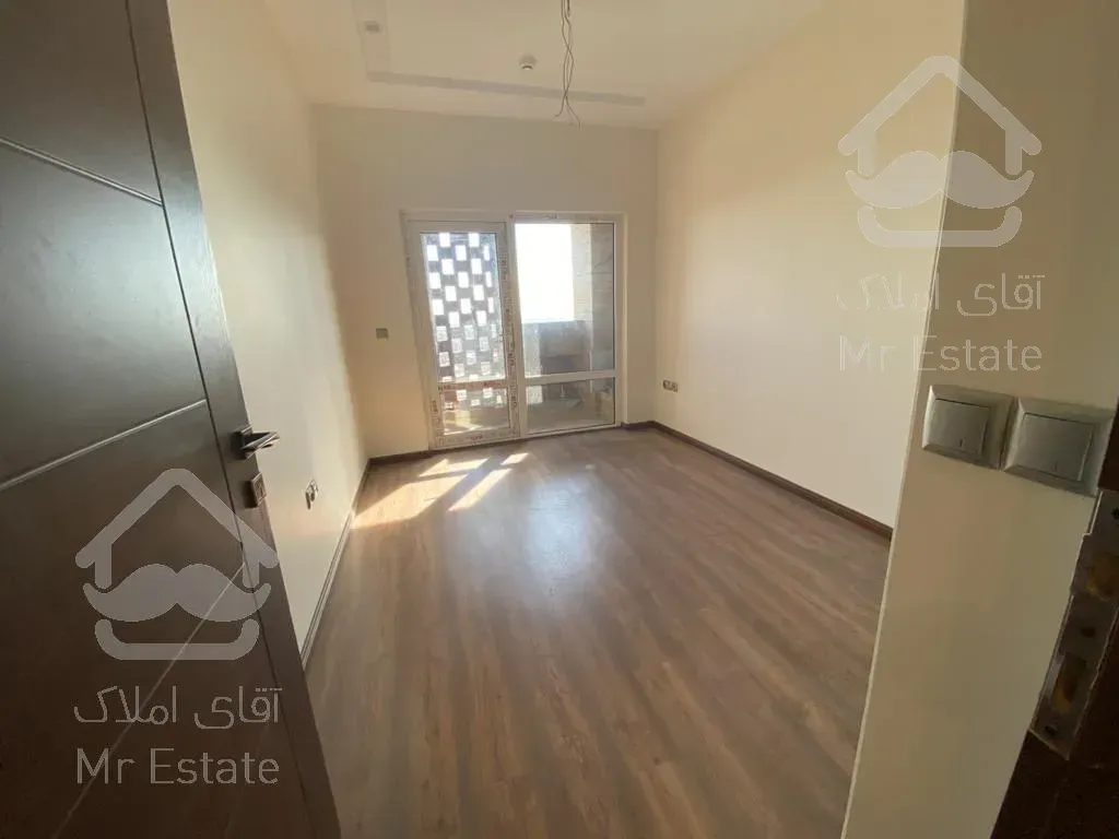 اپارتمان۱۰۰متری ۲خواب ،نوساز، وام دار، قابل رهن، فول امکانات، ویو ابدی