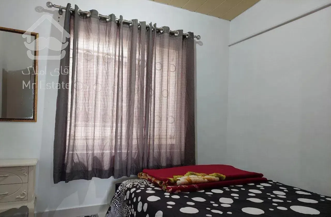 ویلای چسبیده به دریا  * قو *