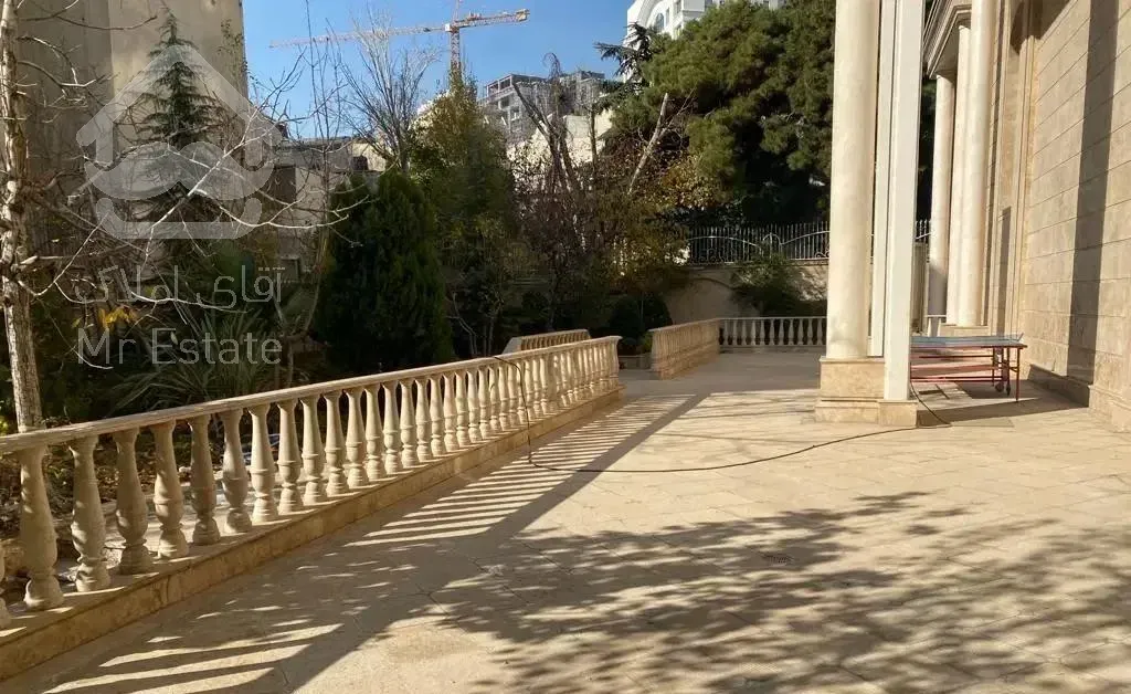 ۲۷۷متر برج باغ