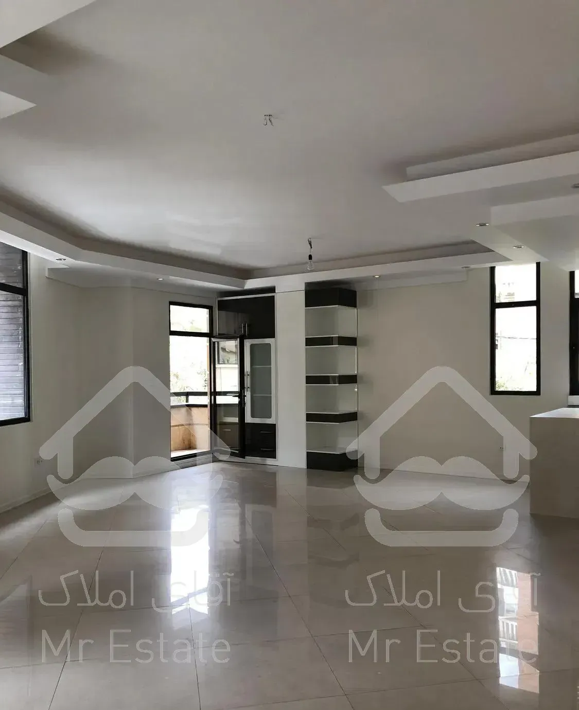 اپارتمان ٢ ساله کلید نخورده ١٢٠ متری