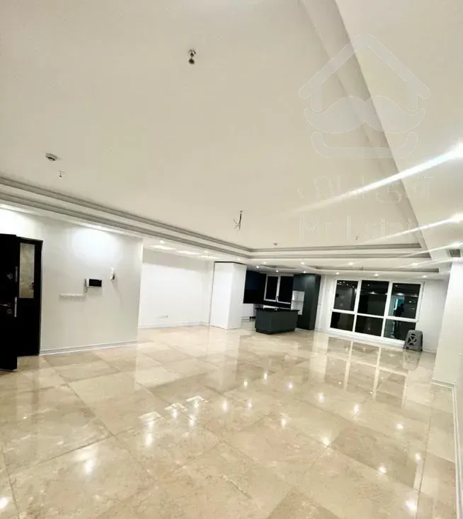 آپارتمان۱۷۵متر/۲پارکینگ/ابر سازه منطقه/سوپر لاکچری