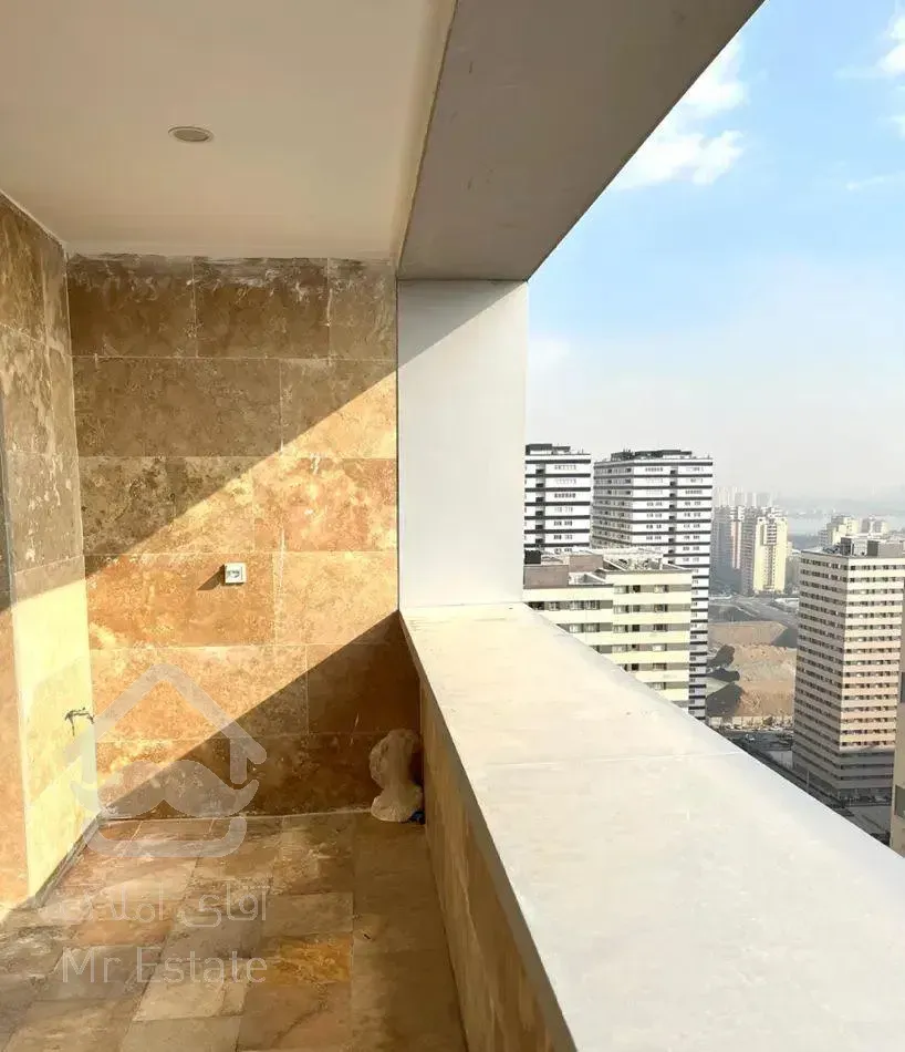 اجاره ۲۰۰ متر/طبقه آخر ویو جنگل ودریاچه/شهرک چیتگر