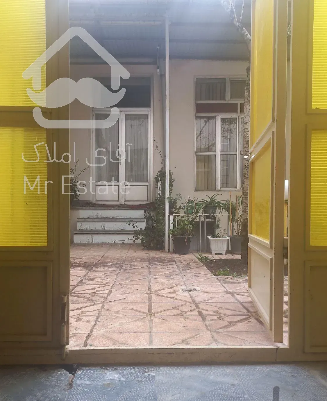 ۱۲۰ متر محله مقدس