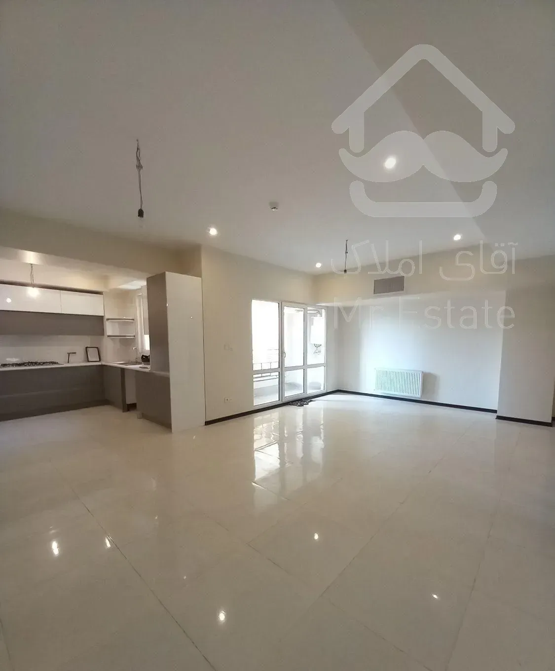 آپارتمان ۱۰۰ متری کلیدنخورده مختاری شرقی