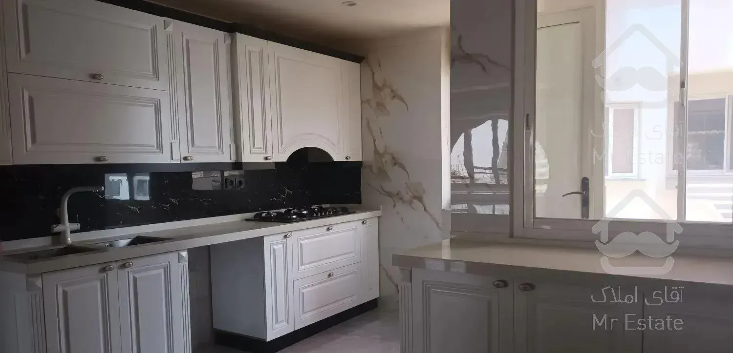 ویلایی ۳۰۰متربنا/قیطریه/مشاغل،شرکتها