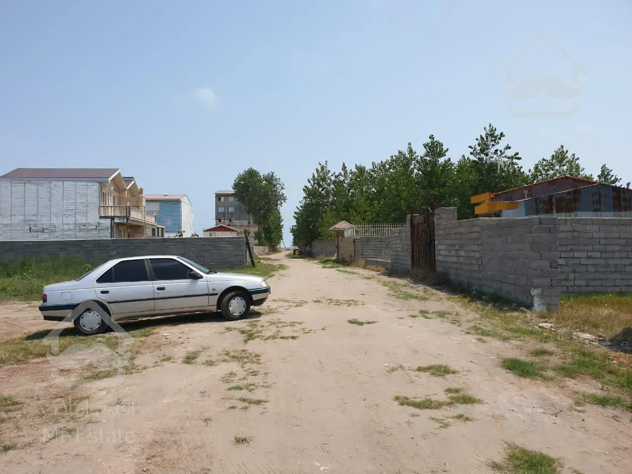 345 متر زمین مسکونی