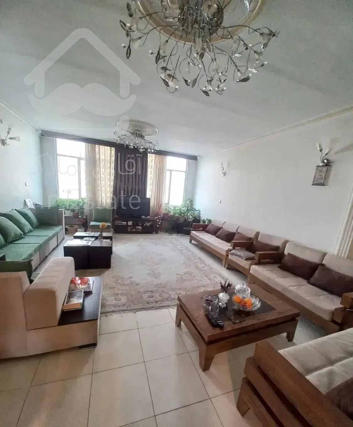 ۹۳ متر تکواحد فلکه اول صادقیه