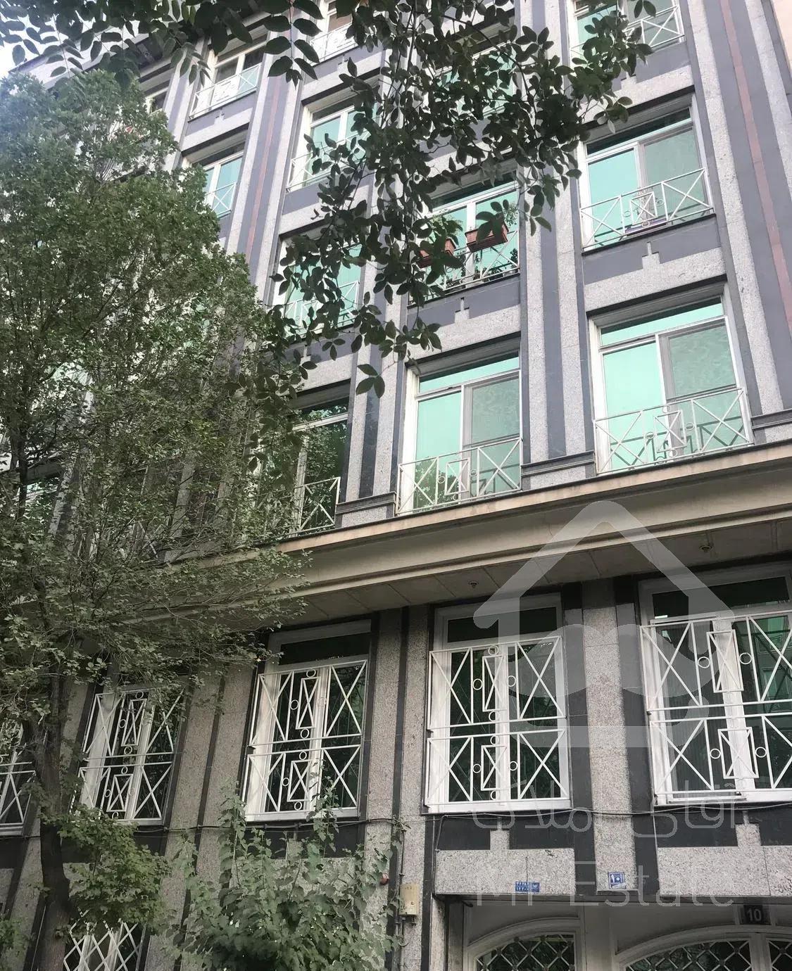 ١٤٥ متری مرواریدها/نوسازی شده/رو به افتاب