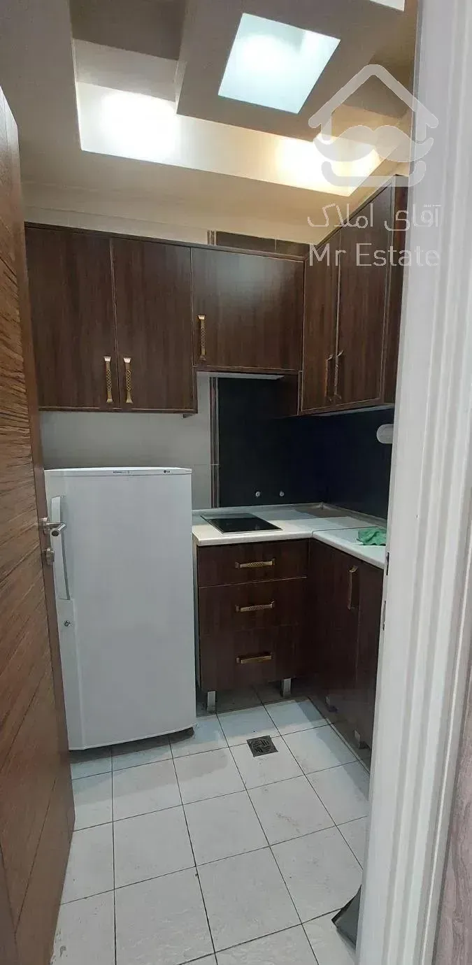 60 متر فرمانیه، بر اصلی،  اداری