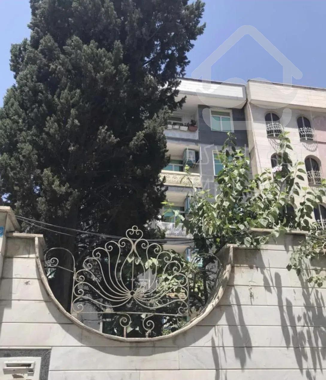 66متر، 1خ، فول امکانات رو به آفتاب،نبش مظفری