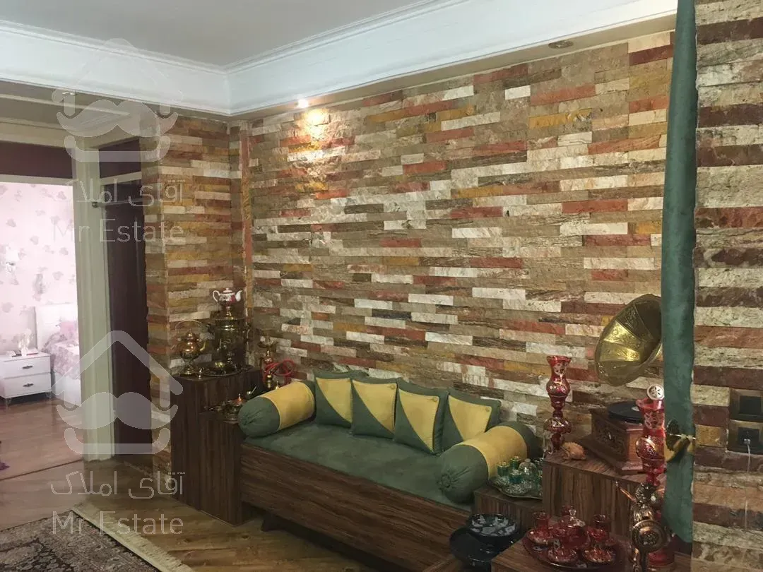 ۷۹مترآپارتمان/ لوکس وخوش نقشه/ پرده خور فول* شهران*