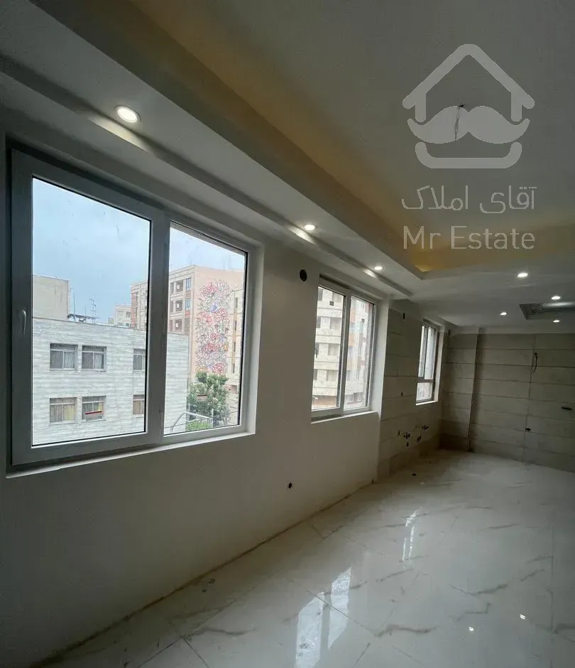 ۱۳۰متر سه خواب/کلید نخورده/میدان حر