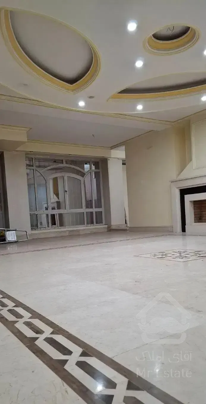 ۱۲۰متر/تک واحدی/ سالن پرده خور/ رزها/ شهرک راه آهن