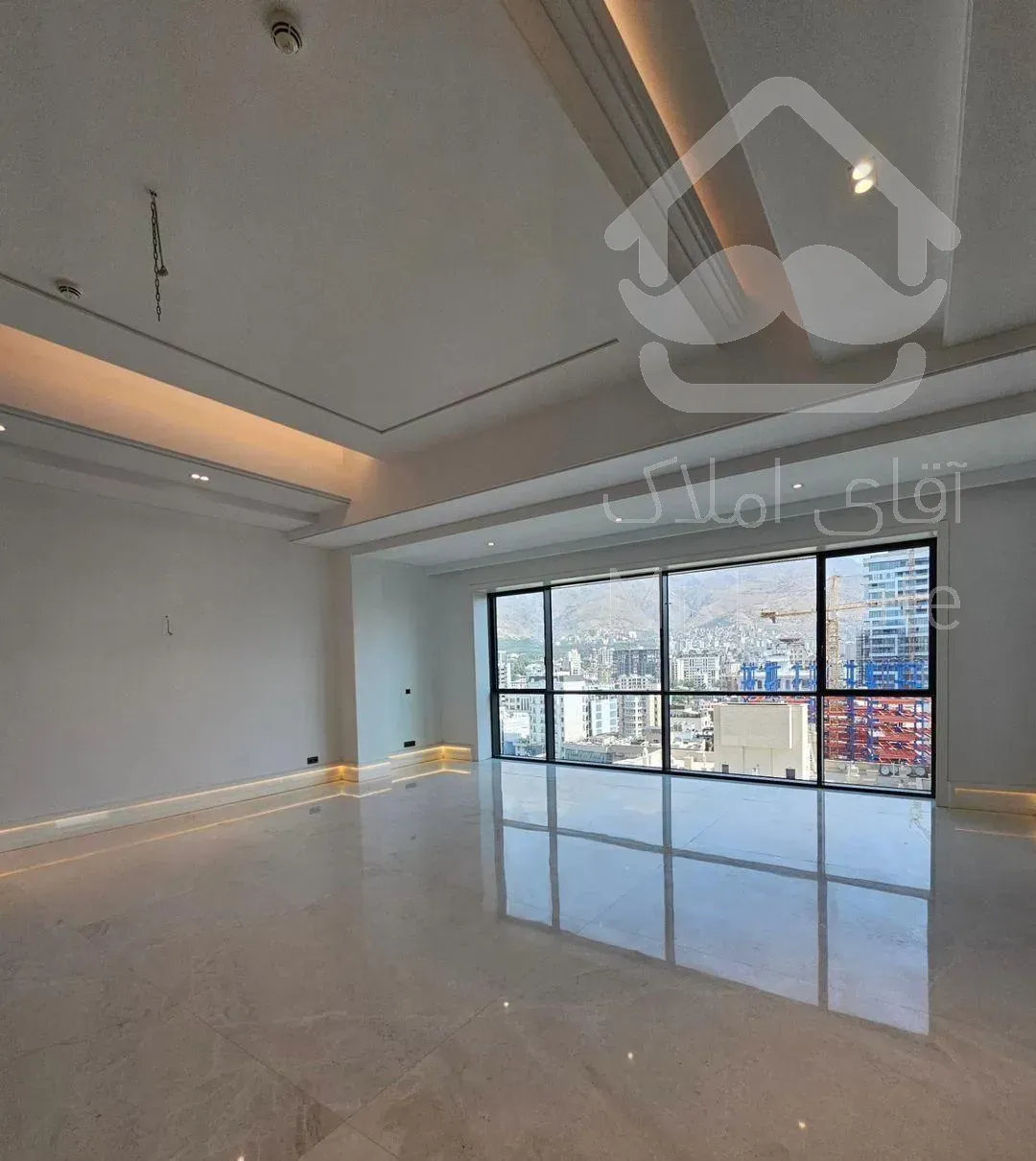 400 متر + فرنیش +رویال مستر + 4 پارکینگ