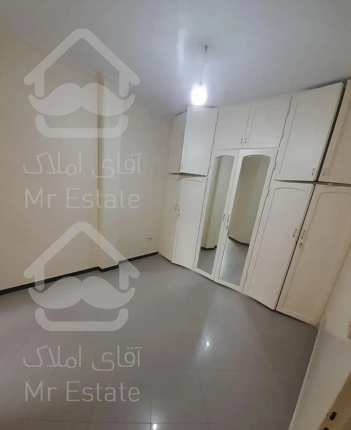 100 متر ( نور نقشه لوکیشن )