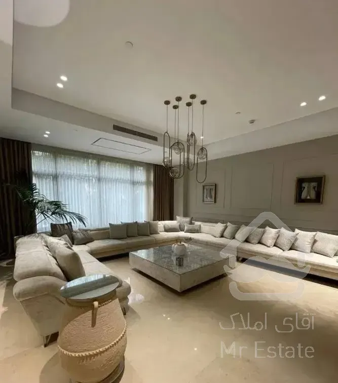 ۶۱ متری /دوخواب/ با پارکینگ