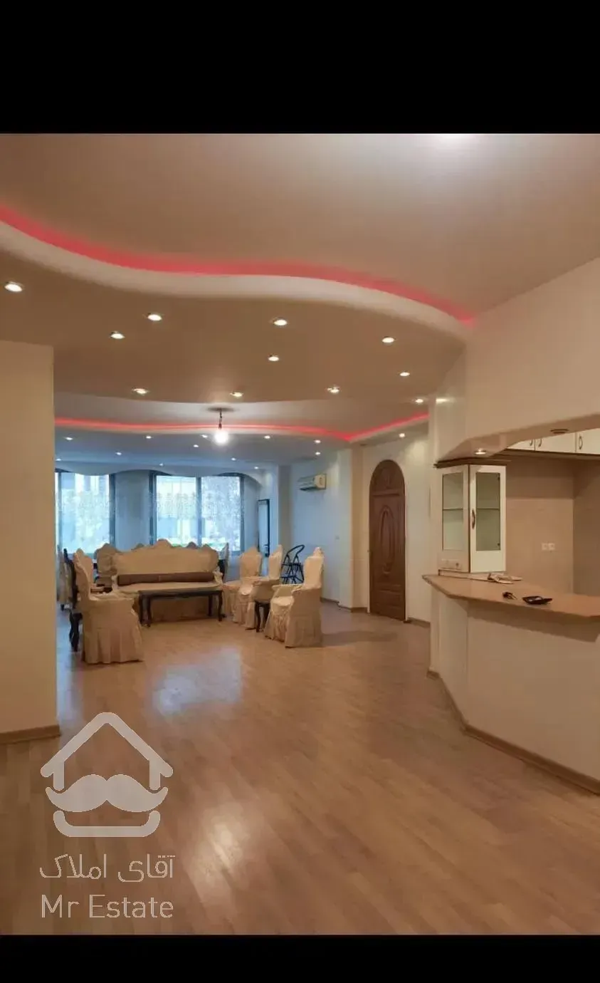 اپارتمان۱۶۰متری شیک