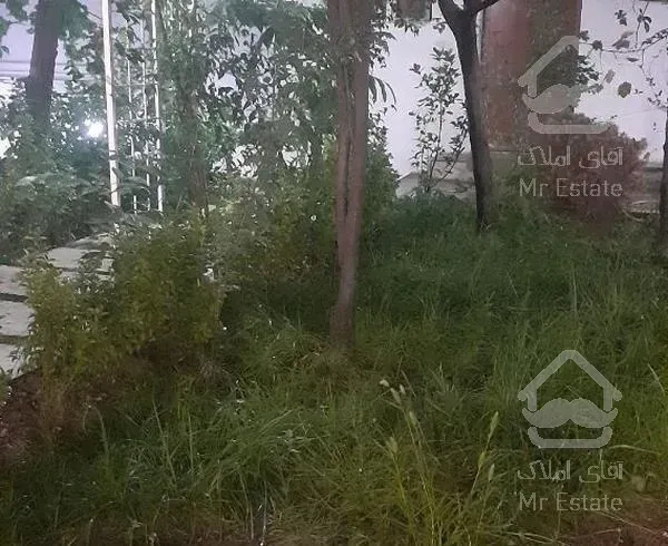 ۴۰۰متر زمین ۵۰۰متر بنا