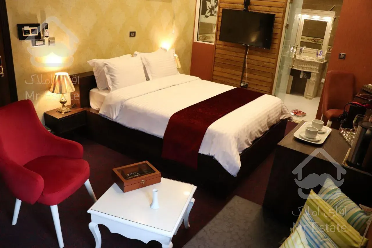 فروش هتل ۱۰۰۰ متری