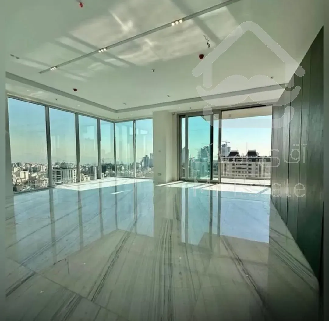 آپارتمان۳۲۰ متری مدرن  و لوکس هشترودی