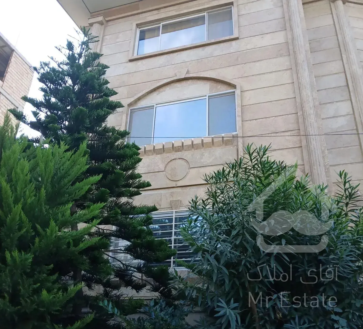 واحد ۹۰ متری تک واحدی در کریم آباد