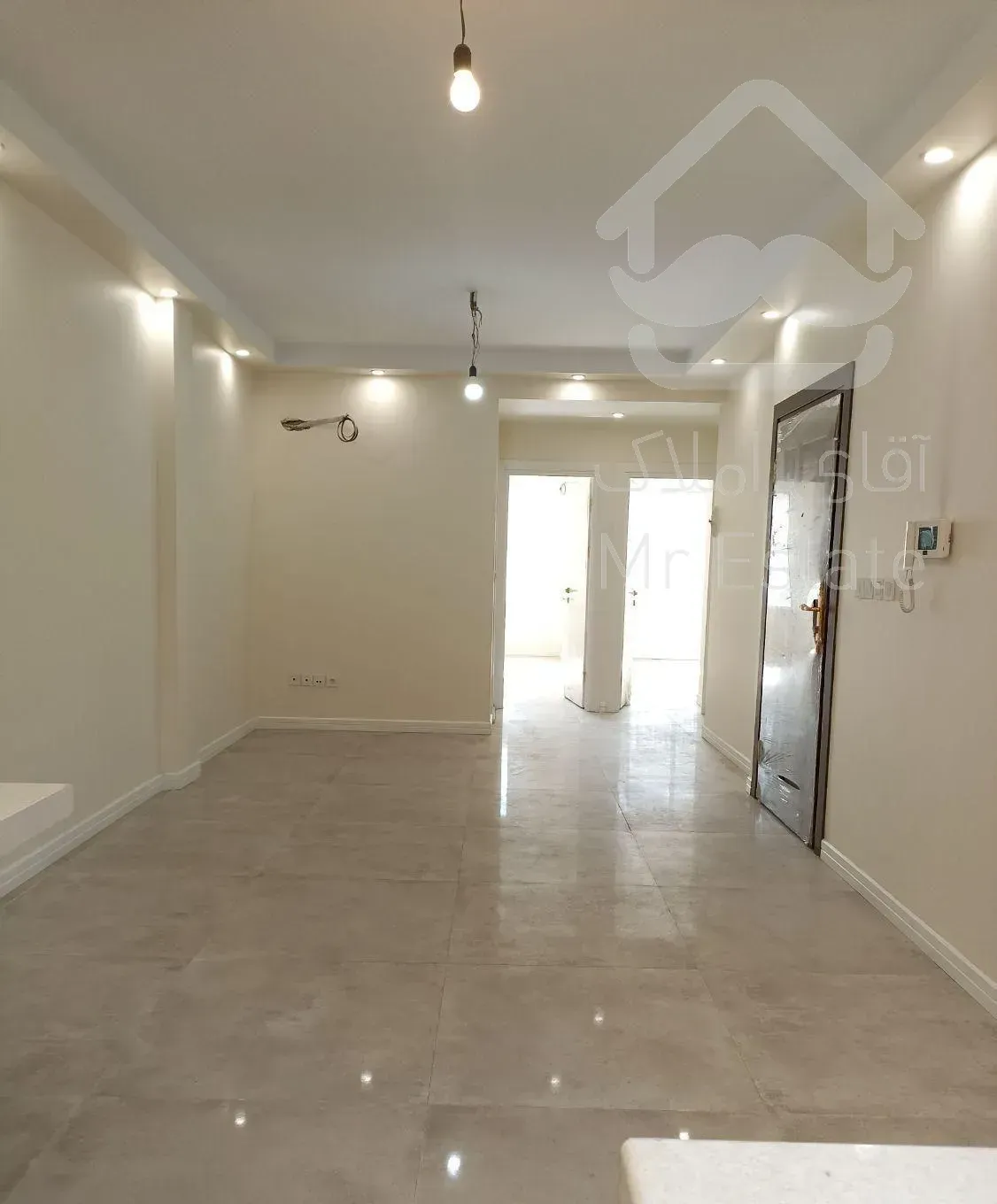 70متر دو خوابه تکواحدی فول در حد نوساز