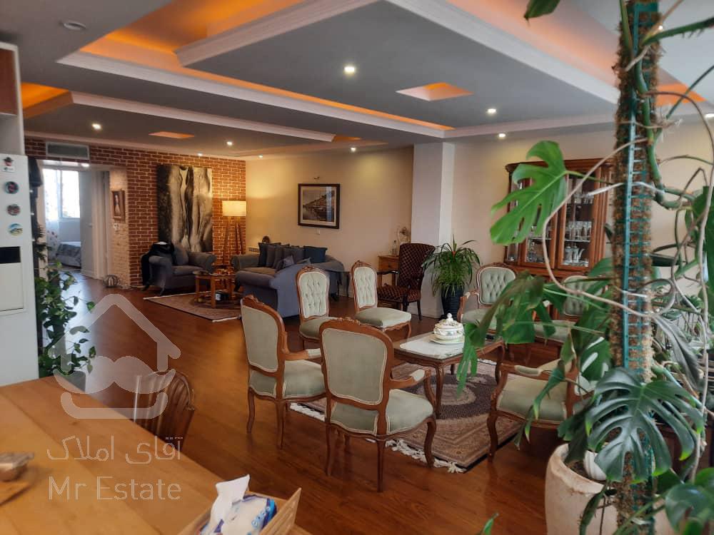 خرید آپارتمان ۱۳۱ متری دو خواب در ویلاشهر  سروآزاد چیتگر