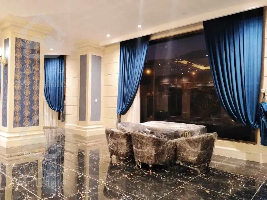 ۱۱۵ متر، ۲ نبش/ویو ابدی کل تهران/طبقه آخر/سرمایه گذاری