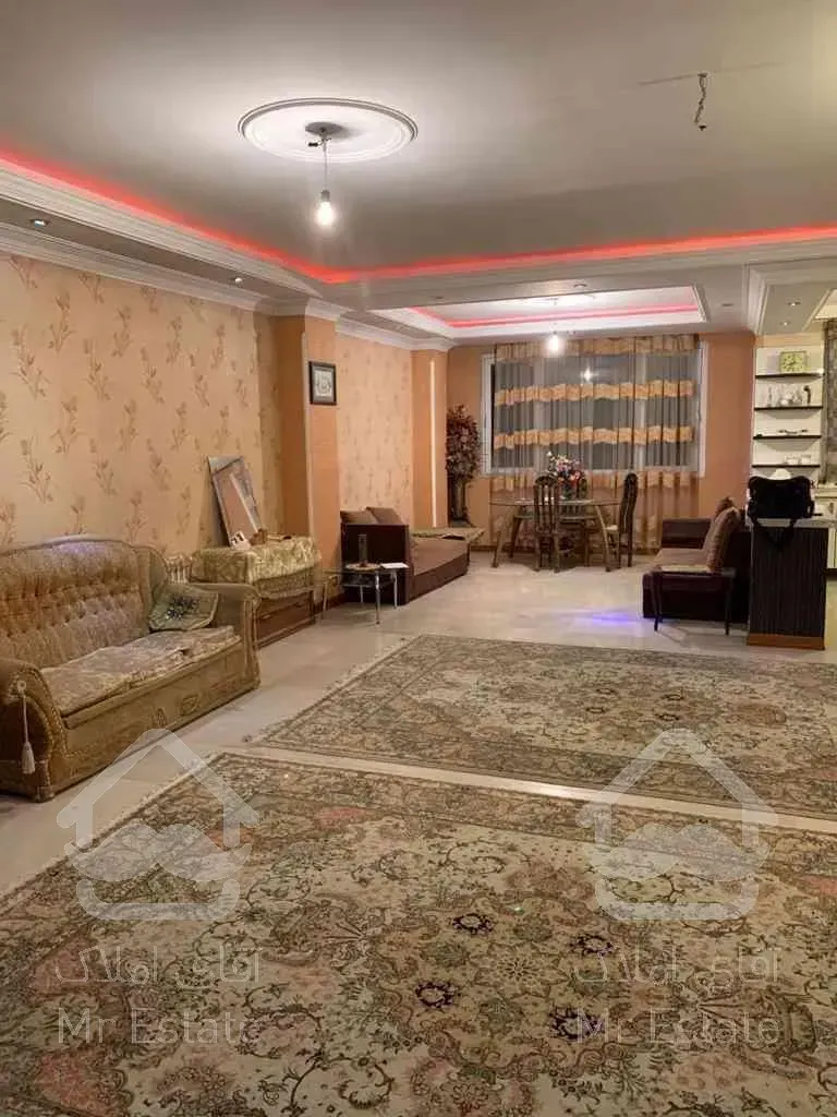 آپارتمان 125 متر / 2 خوابه / 5 ساله / کوی مهران