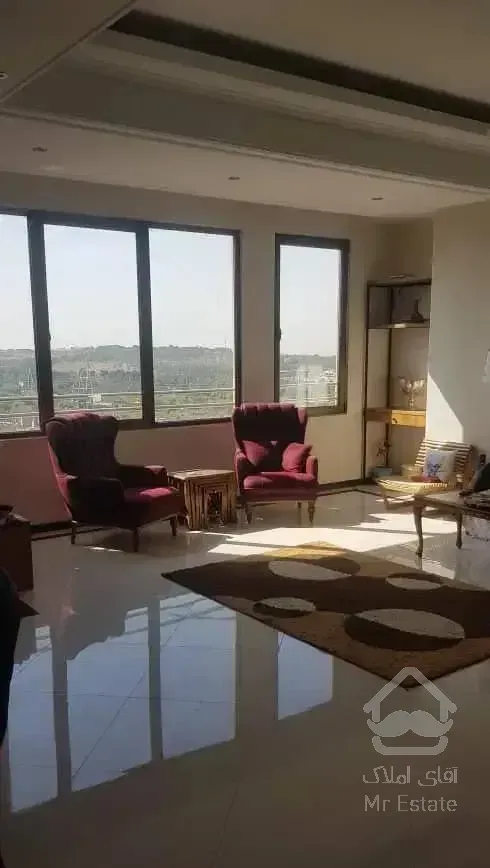 ۱۲۵ متر/ ۳ خواب/ ویوی کامل دریاچه