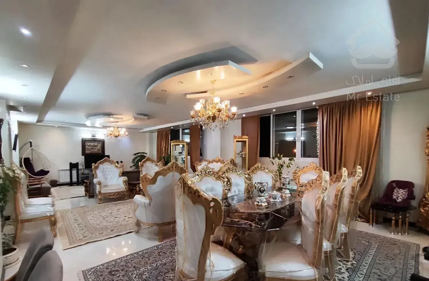 آپارتمان ۲۰۰متری/۳خوابه/خانه اصفهان