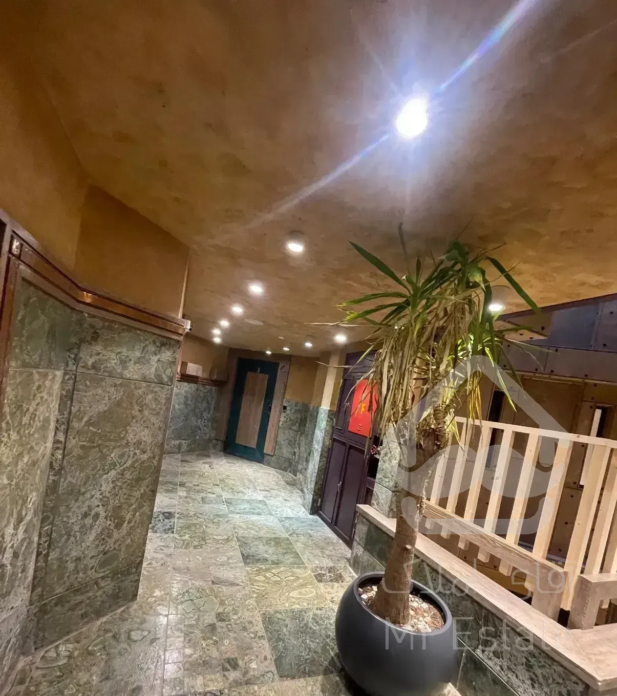 فروش فوری واحد ۲ خواب/۱۳۶ متری/صفر/خاکشناسی