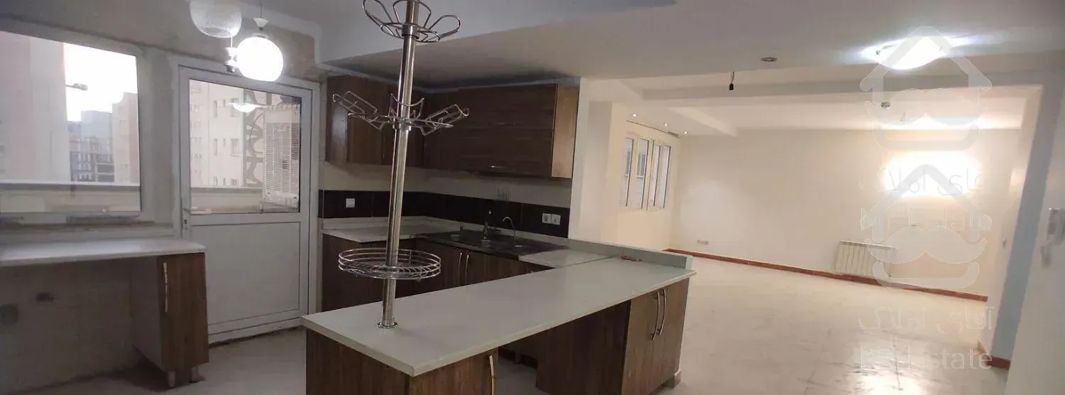 رهن و اجاره سه خواب157متری شیک نزدیک دریاچه