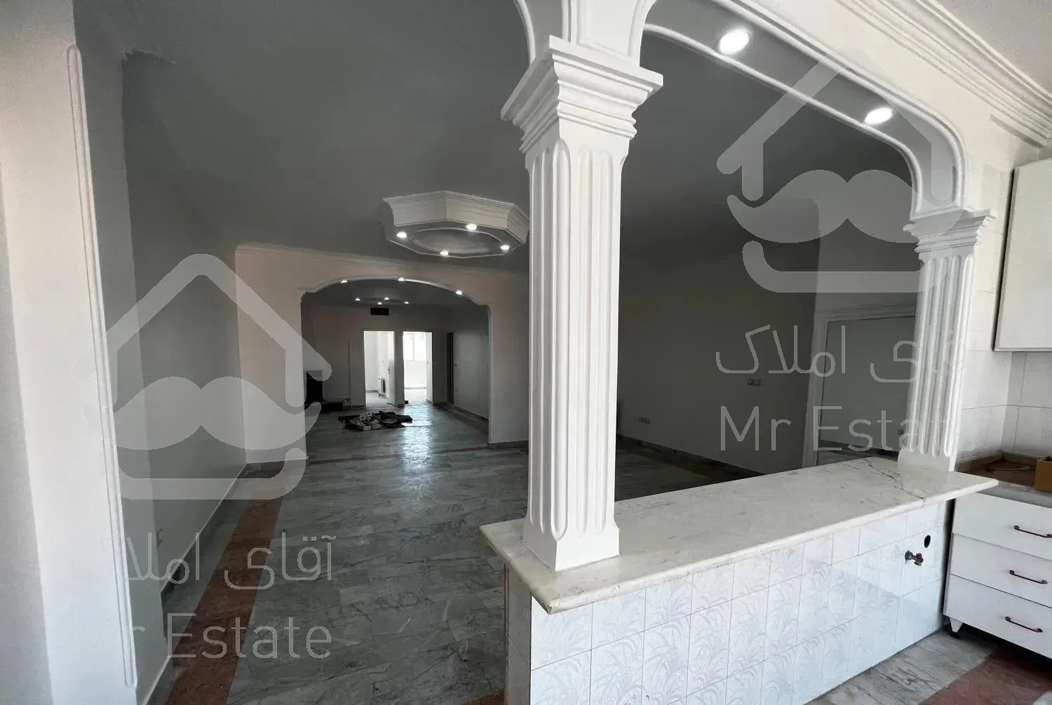 آپارتمان ۱۲۱ متری دو خواب ، شهر زیبا