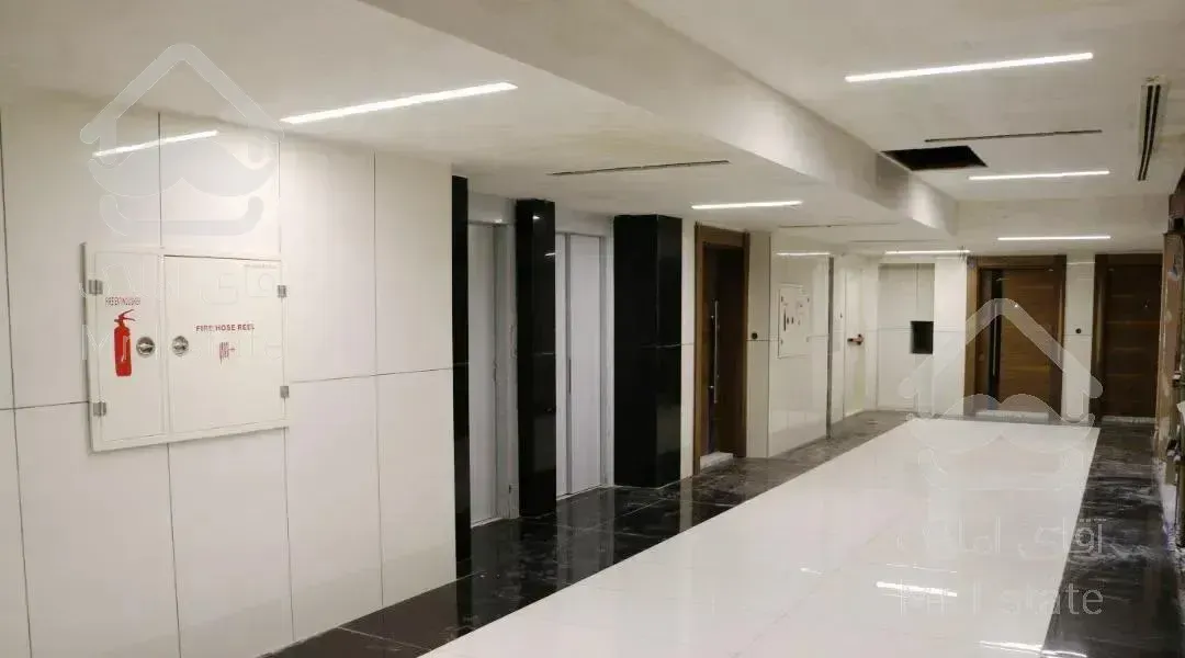 ۹۶ متر ویو دریاچه برج اداری آرتمیس ، نوساز